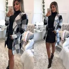CASACO FEMININO  TIPO CARDIGAM  ESTAMPA XADREZ SOBRETUDO DE TRICO