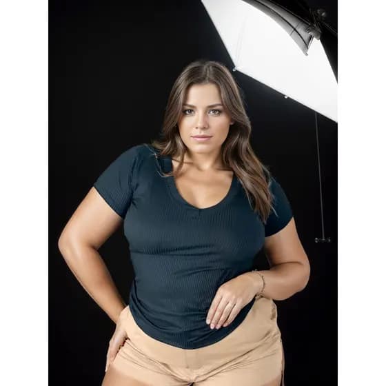 Blusa Plus Size Gola V Preta!  Conforto Canelado  GG ao G3