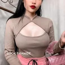 Blusa Cropped Canelado Manga Longa Corte na Frente Com Gola Moda Feminina  Look Piramide