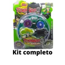 Cartela com 2 e 4 Beyblade Metal Led 5d + 2 Lançador + Pião Tornado Com Arena