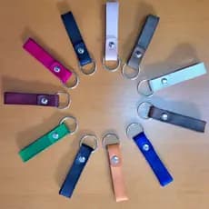 Chaveiro em Couro Legítimo Masculino e Feminino Casa Carro Moto Pingente de Bolsas Identificador Cores Variadas