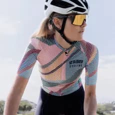 Roupas De Outono Femininas De Ciclismo Jersey TEAM Corrida Camisa Feminino Colorida De Manga Curta Vestimenta De Motocicleta De Montanha Jerseys