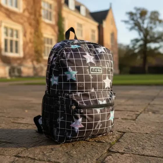 Mochila Com Estojo Escolar Katety 12l Compacta E Resistente