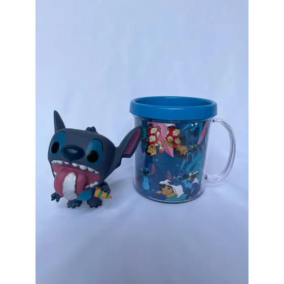 kit caneca e Boneco Lilo & Stitch no saquinho e solapa