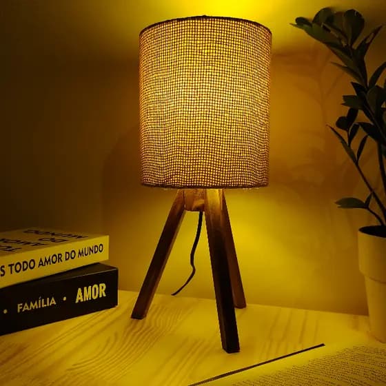 Abajur de Mesa em Madeira com Cúpula de Linho Decorativo para Quarto e Sala Paris