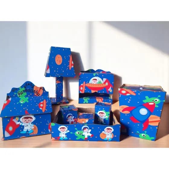 Kit Higiene Personalizado Astronauta 8 Peças Adesivado Chá de Bebê Criança Presente