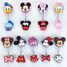 Desenho Animado Disney Minnie Daisy Identificação De Enfermeira Fácil Botão De Puxar Nome Do Estudante Cartão Telescópico Fivela
