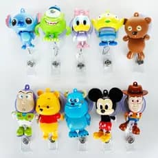 Desenho Animado Bonito , Stitch , Mickey doctor , nurse ID , Crachá De Fábrica , Porta-Cartões No Peito , Fivela Fácil De Puxar