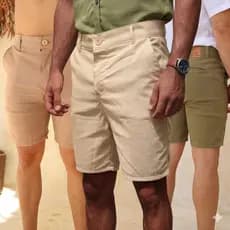 Bermuda Masculina Linho Cru Areia Premium Social Alfaiataria Short Não Amassa Elegante Esporte Fino Casual Dia dos Pais