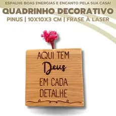 Vasinho Quadrado Madeira 10x10x3 cm | Quarto | Sala | Frase Inspiração: Aqui tem Deus  | Decorativos