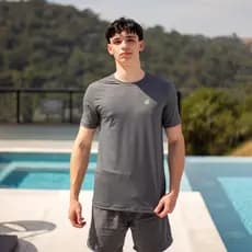 Camiseta 100% Poliamida Térmica Manga Curta Fitnes Anti Odor Proteção Uv50+