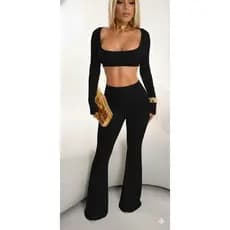 Conjunto De Frio Feminino  Cropped Manga Longa Calça Flare Tendência Look Moda Gringa Modelador Premium  Luxo