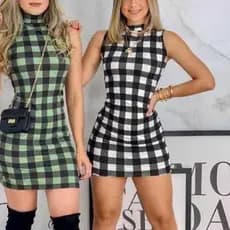 vestido curto feminino  gola alta sem manga estampa xadrez