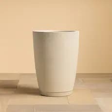 Vaso Para Plantas Decorativo De Polietileno Cone Bojo N1 Escovado Com Prato Coletor