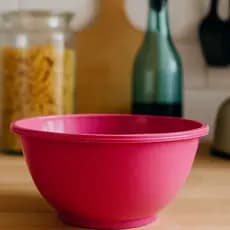 Kit Com 12 Potes 980 ml de Platico Resistente Armazenamento Alimentos Cozinha Salada