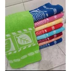 Kit 3 Toalhas de Banho Folha Macia 70x140