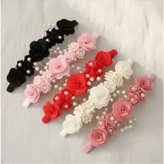 Faixinha de Cabelo para Bebê com Pérolas e Flores Luxuosa e Delicada para Batizados e Eventos