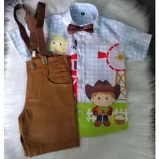 Conjunto temático fazendinha contendo camisa bermuda, suspensório e gravata - festa aniversário evento