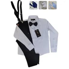 Conjunto juvenil contendo camisa manga longa, calça, suspensório e gravata borboleta.