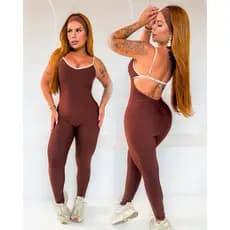 Macacão Cross moda gringa fitness costa nua RJ Rio de Janeiro