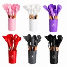 Kit Utensílios de Cozinha Silicone 12 Peças com Cabo de Madeira e Suporte – Antiaderente