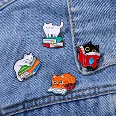 1 Peça Broche De Gato Fofo De Desenho Animado Crachá Bolsa De Roupas Embalagem Acessório Decorativo