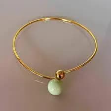 Colar Esferas Dourado com Verde Menta 138mm