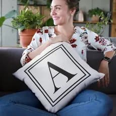 Almofada com letra do nome personalizada presente criativo Almofada Decor Minimalista Presente para Casa