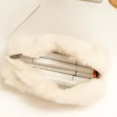 Estojo de Pelucia Fofo Papelaria Fofa Estojo escolar Para Meninas Bolsinha de Pelucia Para Pinceis de Make