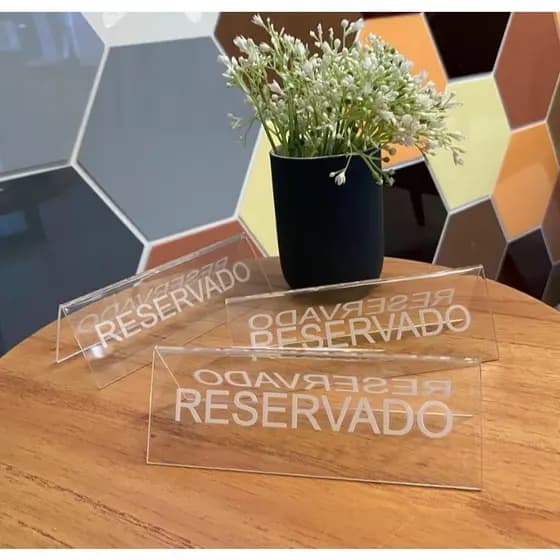 Kit 5 Placa de Mesa "Reservado" Festa em Acrílico Restaurante Decoração