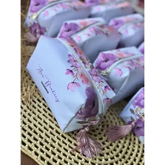 Kit 20 Nécessaire Personalizada com Nomes lavanda para Madrinhas, Formaturas e Aniversários.