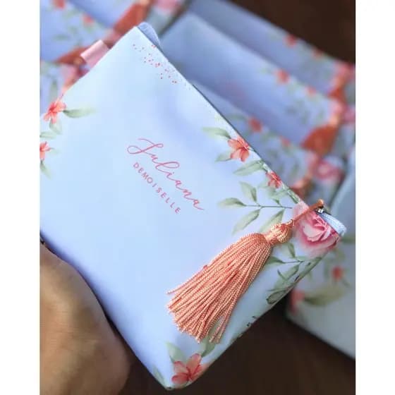 Kit 5 Nécessaire Personalizada com Nomes Salmão para madrinhas, formaturas e aniversários.