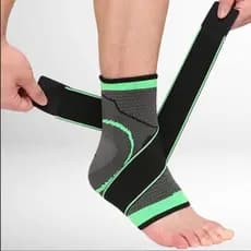 Tornozeleira Ortopédica Ajustável Esportiva com Strap - Crossfit - Anti-Derrapante