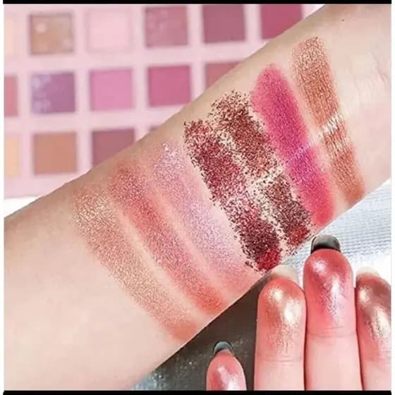 Paleta de Sombra Profissional 18 Cores Super Pigmentadas Cinderela Febella