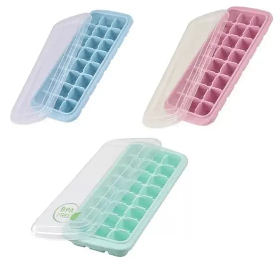 KIT 3  Forma De Gelo Silicone Com Tampa 24 Cubos Flexível Livre de BPA - Cores Variadas