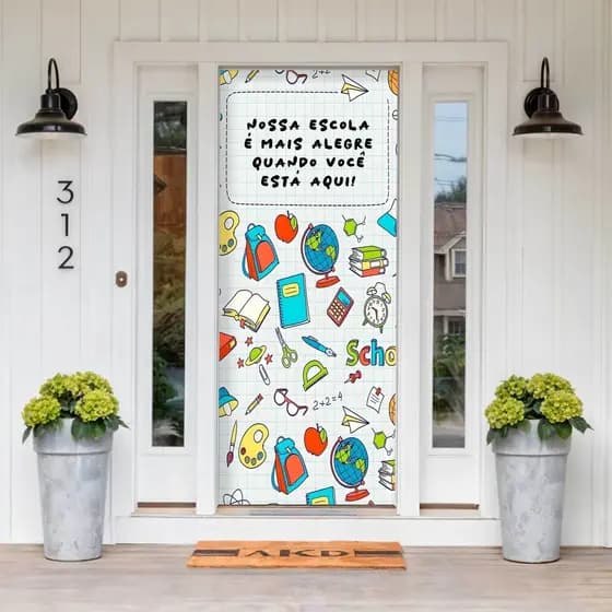 Capa Para Decoração de Porta Tema Voltas As Aulas Com Elástico Nas Pontas