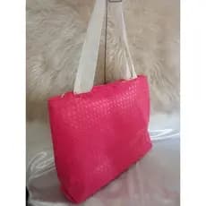 🌟 **Bolsa Rosa de ombro Sintético com Alças Ecobag – Estilo, Conforto e Envio Imediato!** 🌟