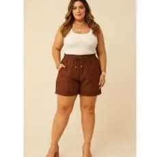 Shorts Linhão Plus Size com Barra Inglesa – Estilo e Conforto