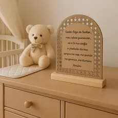 Oração Santo Anjo Gravada a Laser em Pinus – Decoração Cristã para Quarto de Bebê