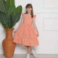 Vestido Infantil Rafaela Midi Xadrez - Elegância e Alegria para Pequenas Princesas!