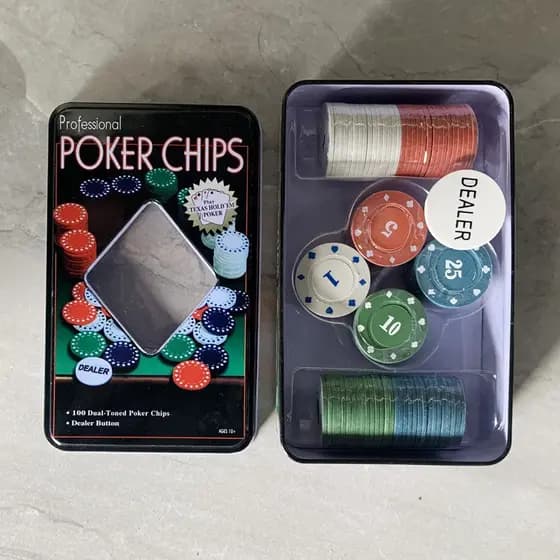 Kit com 100 fichas de Poker Chips - Com Dealer - Jogo Poker Profissional Texas Omaha