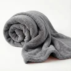 Manta Solteiro Flannel 200 g/m² leve e quentinha para cama e sofá Toque Super Macio Toque de Lã.