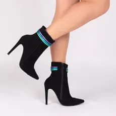 Bota Bico Fino Salto 12 Cano Médio