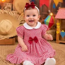 Vestido Bebê Infantil Xadrez Vermelho Festa Junina Babado com Laço e Faixa de Cabelo