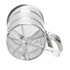 Peneira Polvilhador Inox Peneirar Farinha Tapioca Com Gatilho Confeitaria