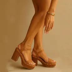Sandalia meia pata alta Plataforma Salto Madeira vintage clog Vizzano Vintage