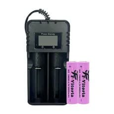 Kit 2 Baterias FVitoria 18650 8800mAh 3.7/4.2v + Carregador Duplo LED