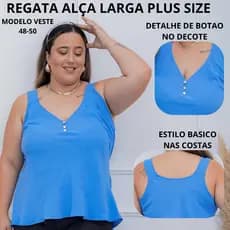 REGATA BLUSA PLUS SIZE FEMININA ALÇA GROSSA LARGA CON DETALHE DE BOTAO NO PEITO SOLTINHO