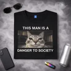 Camiseta Masculina Gato Engraçado Perigo Para A Sociedade