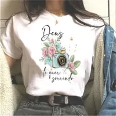 Camiseta T-shirt Feminina Deus Te Quer Sorrindo